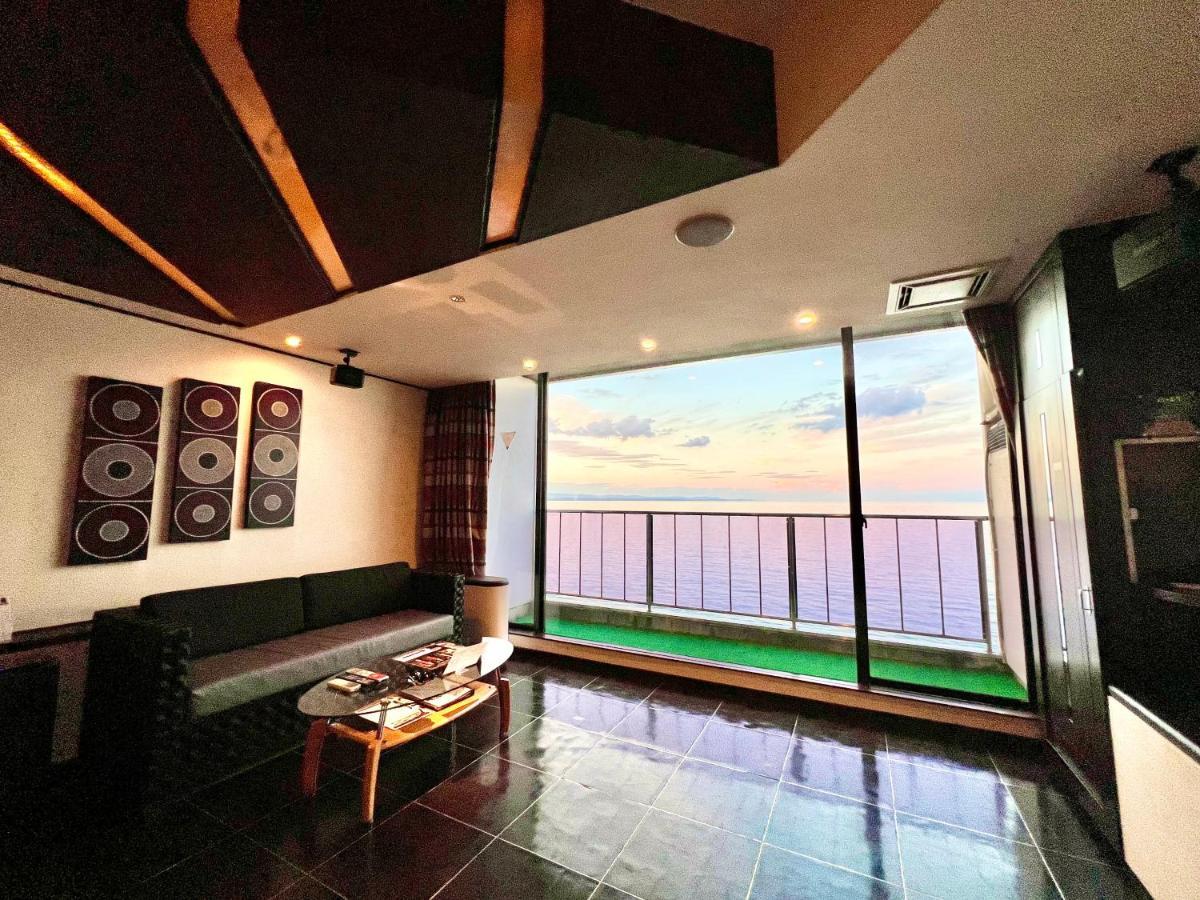 Sky Bali Style Beppu, Resort Love Hotel Zewnętrze zdjęcie